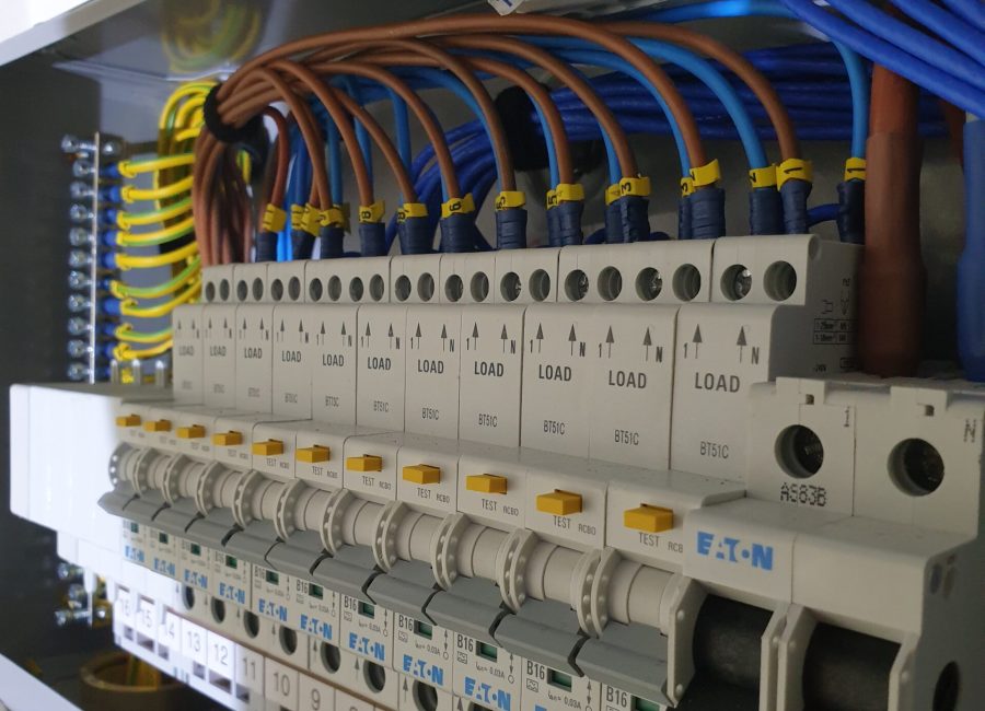 Image of a distribution board.